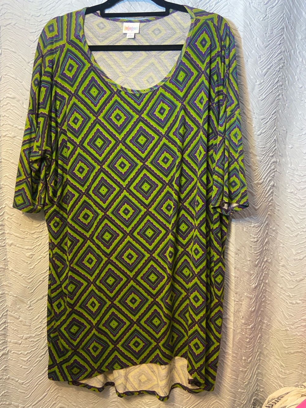 LuLaRoe Pastel Geometric Diamond Top - Green & Purple